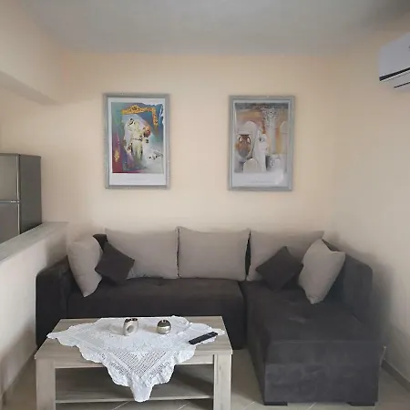 Апартаменты Alexandros *