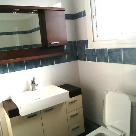 Alexandros Apartment *